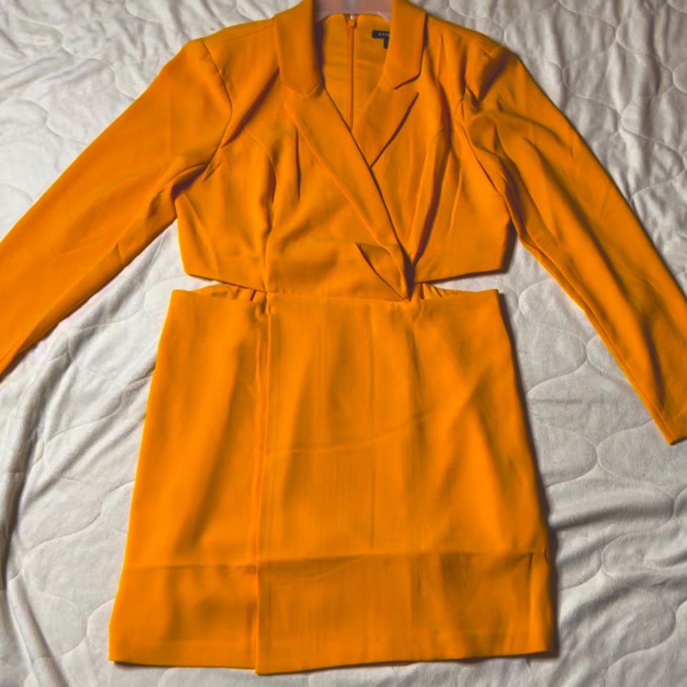 Long sleeve yellow cut out dress size L
